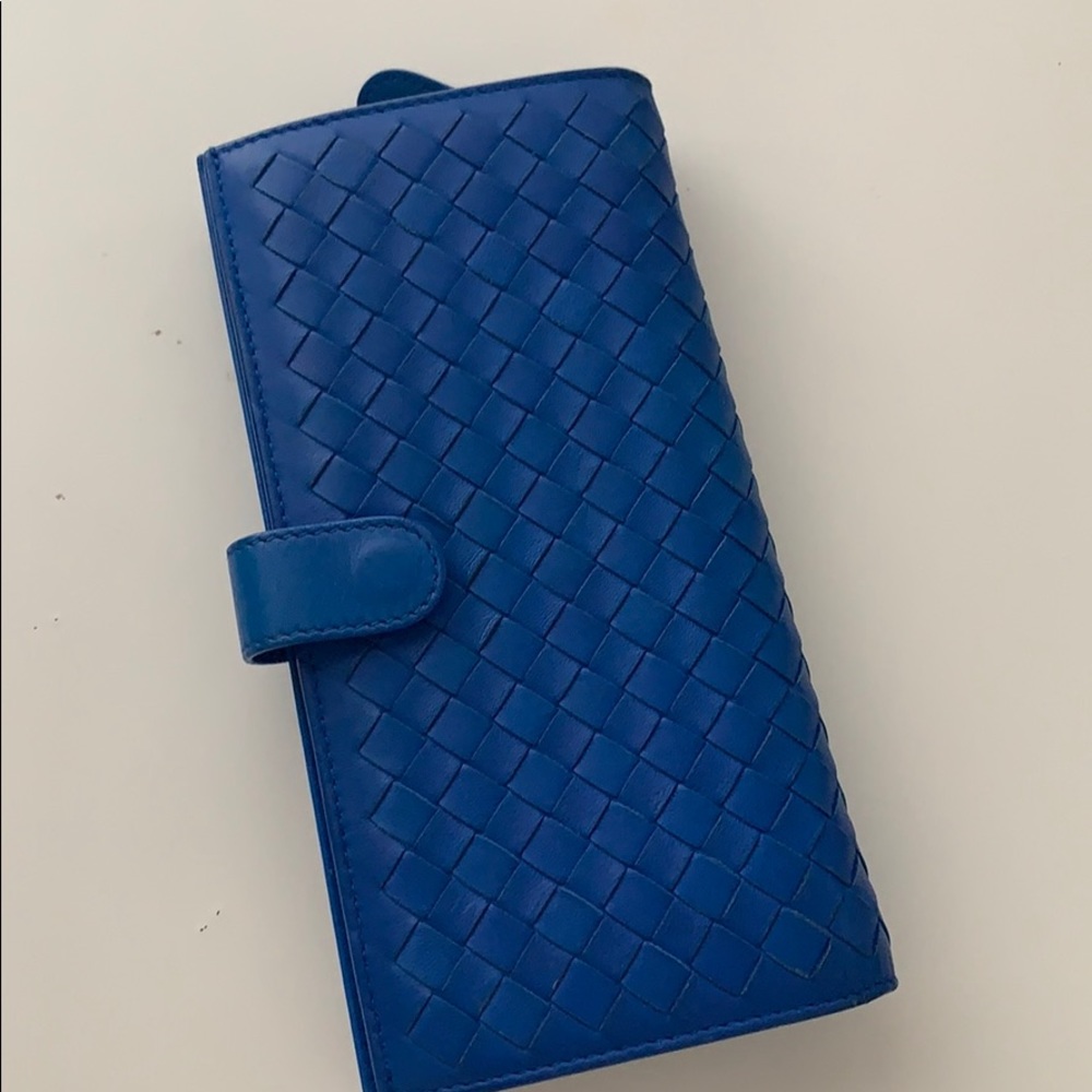 ✨SOLD✨Bottega Veneta classic long wallet